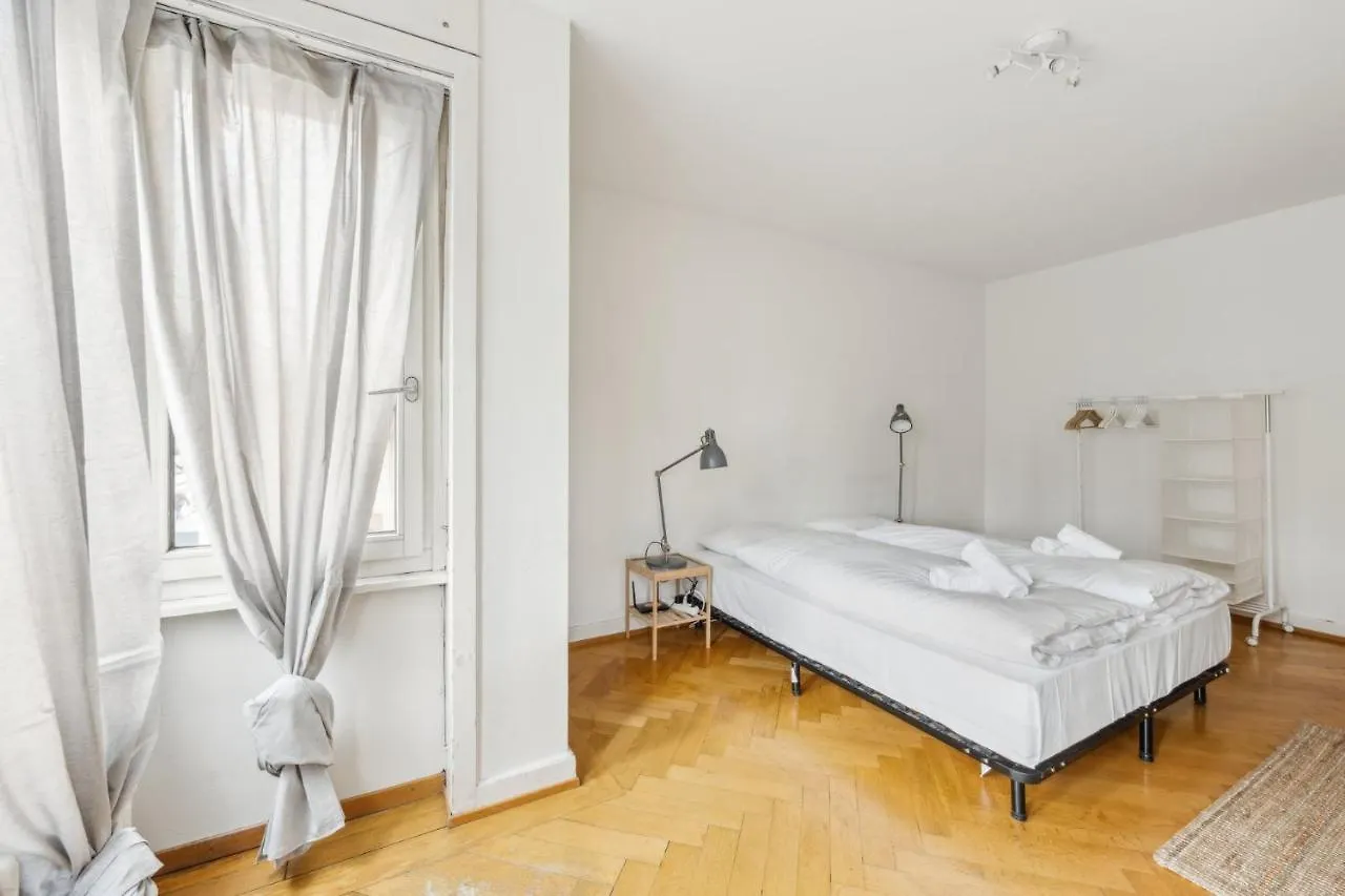 Central Apartment For City Explorers 224 Zurigo